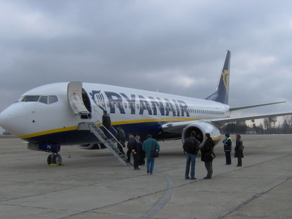 Ryanair a anunţat că intenţionează să anuleze mai multe zboruri programate