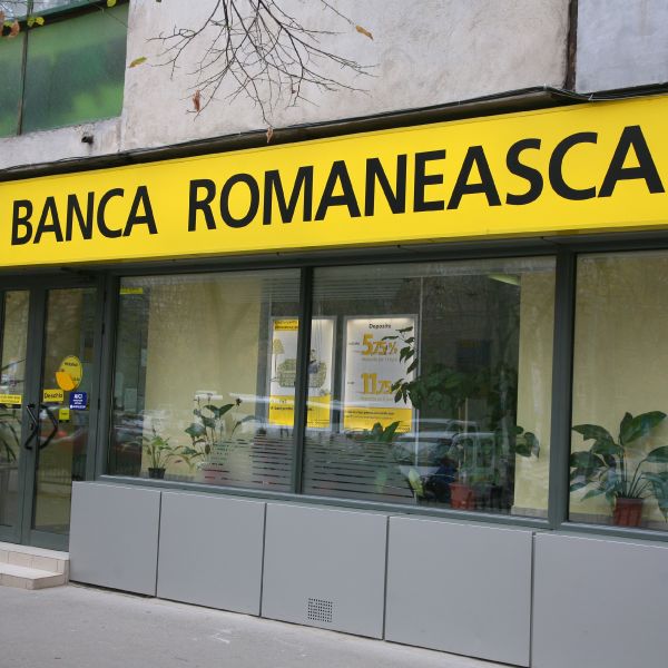 Consiliul Concurenţei analizează preluarea Băncii Româneşti de către OTP Bank