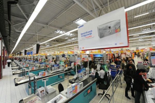 Cifra de afaceri din comerţul cu amănuntul a crescut cu 0,5% în septembrie