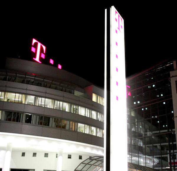 Profitul EBITDA ajustat al Telekom România a scăzut cu aproape 20% în trimestrul al treilea