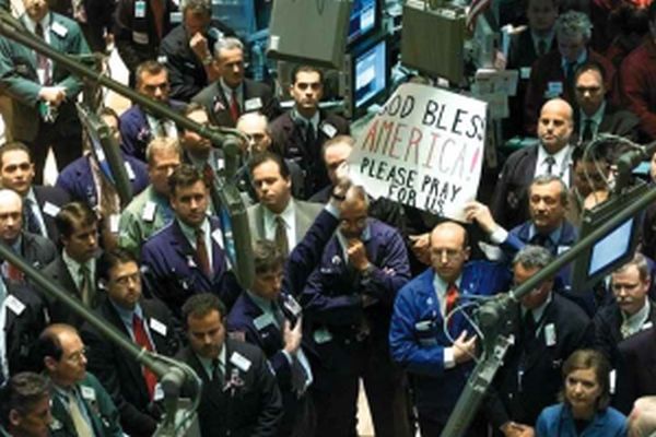 Wall Street a deschis în scădere