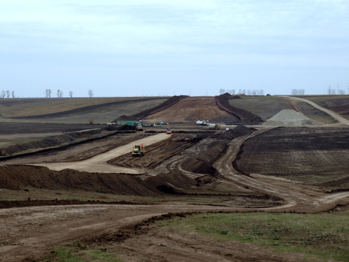 Ministerul Transporturilor a semnat cererea de finanţare pentru faza a doua a Autostrăzii Sebeş - Turda