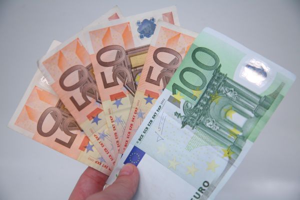 "93,7 milioane euro pentru finanţarea Start Up Nation"