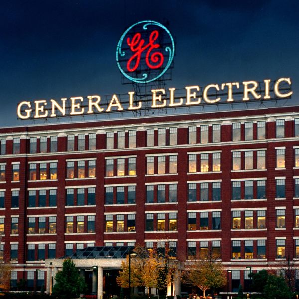 Autorităţile americane investighează costuri ale General Electric