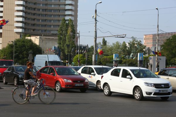 ASF şi RAR, parteneri în implementarea a trei proiecte ce vizează cele 7,6 milioane de autovehicule din ţara noastră