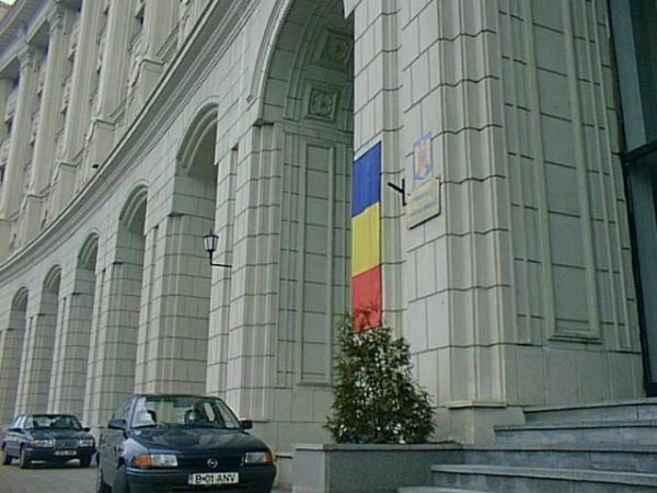 Ministerul Finanţelor a atras 386,7 de milioane de lei de la bănci