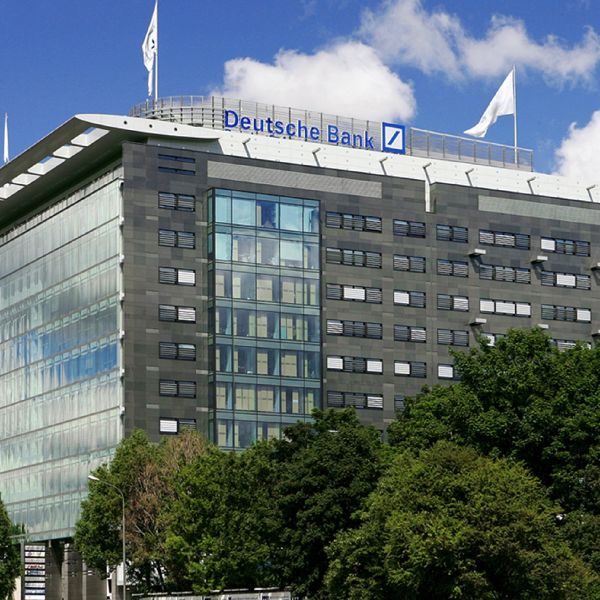 Cel mai mare acţionar al "Deutsche Bank" şi-a redus participaţia