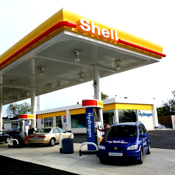 Shell avertizează că cererea de gaze naturale lichefiate ar putea depăşi oferta