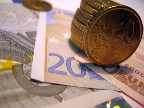 Euro a fost cotat la 4,6315 lei