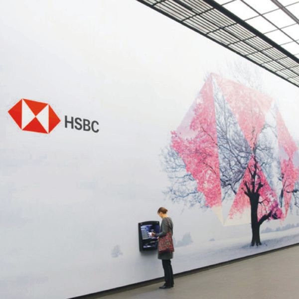 Profitul HSBC, afectat de costuri