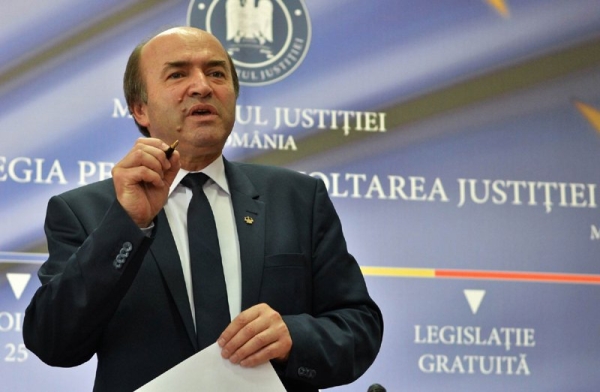 Tudorel Toader(sursa foto: Twitter)