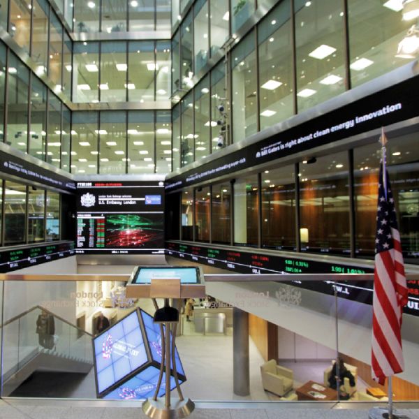 Fondul TCI şi-a redus smnficativ deţinerea la London Stock Exchange