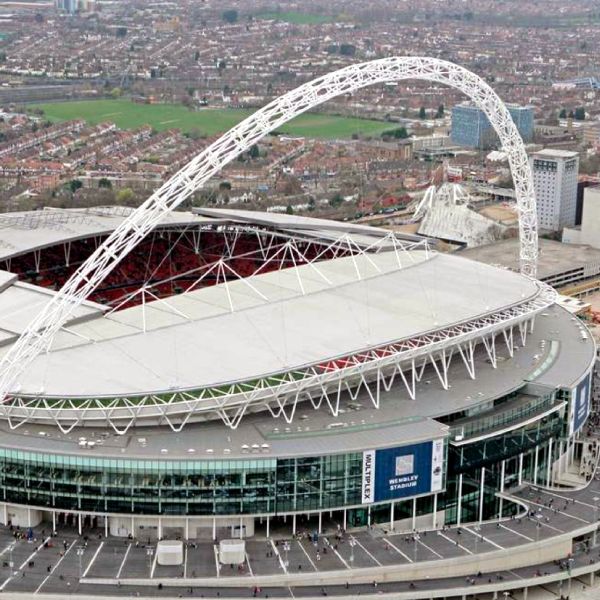 Vânzarea unui simbol: 670 milioane euro pentru stadionul Wembley