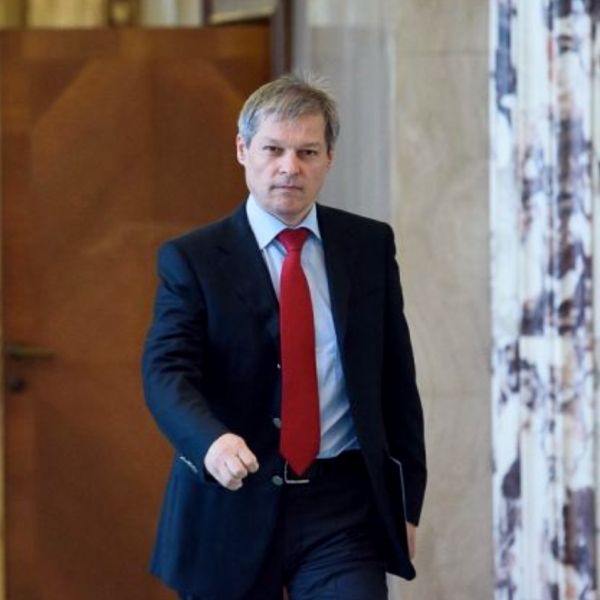 Cioloş ia în serios candidatura sa la prezidenţiale