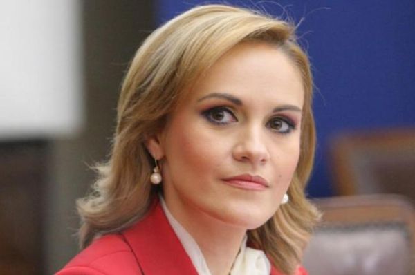 Gabriela Firea (Sursa foto: Twitter)