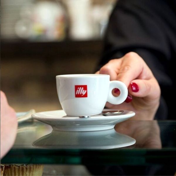 "Illycaffe" nu are în plan să vândă o deţinere minoritară