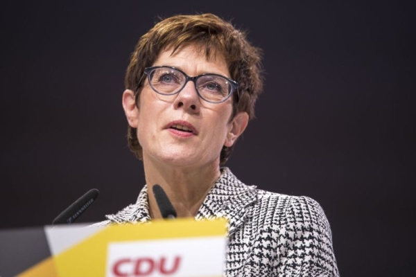 Annegret Kramp-Karrenbauer (sursa foto: Twitter)