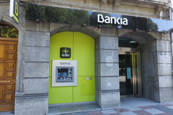 Bankia a vândut active toxice de 3 miliarde euro către Lone Star