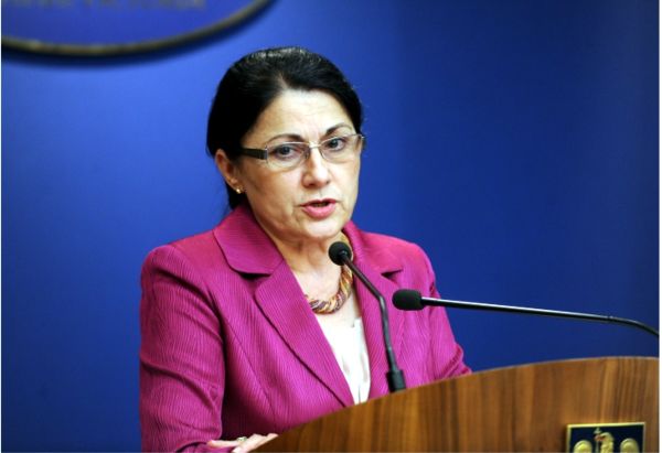 Ecaterina Andronescu