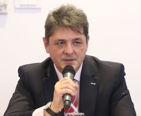  Ovidiu Demetrescu