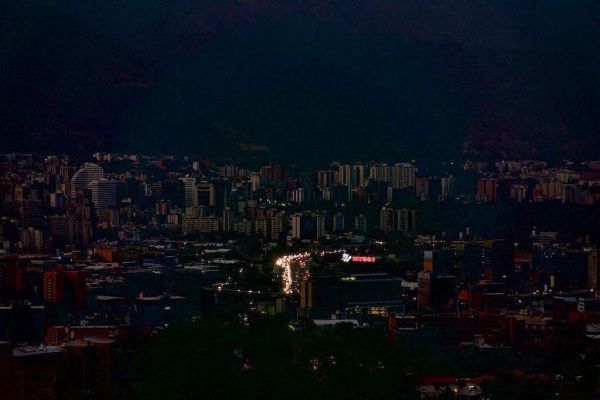 Caracas, afectat de pana de electricitate (Sursă foto: Twitter)