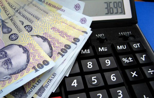 "«Taxa pe lăcomie» ar reduce creşterea economică în 2019 şi 2020 cu două puncte procentuale"