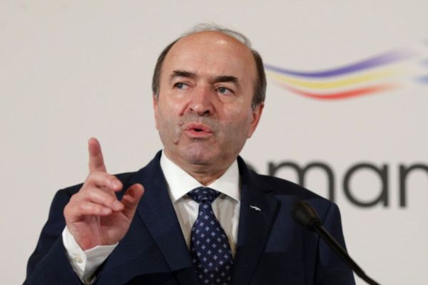 Tudorel Toader (Sursa foto: Twitter)