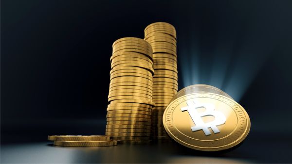 Bitcoin saltă la maximul ultimelor patru luni