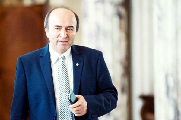 PSD, ping-pong cu demiterea lui Tudorel Toader