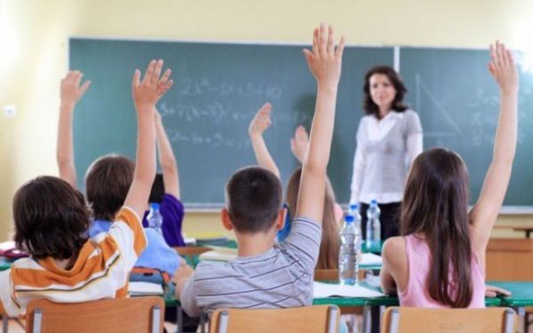 Coaliţia pentru Educaţie cere reorganizarea activităţii în toate şcolile 