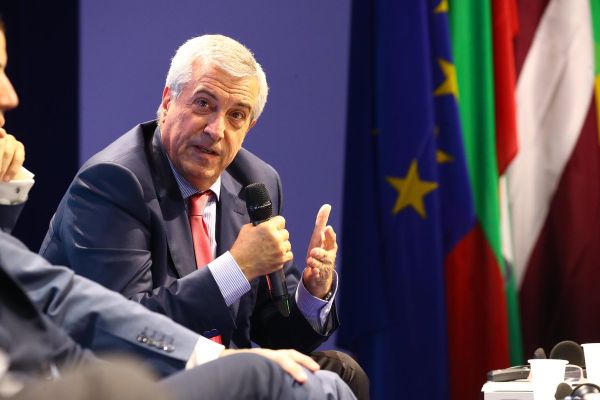 Călin Popescu Tăriceanu (Sursa foto: Twitter)