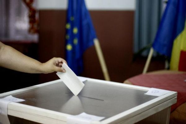 Campania "Mergi la vot, mergi în vacanţă" este una de conştientizare