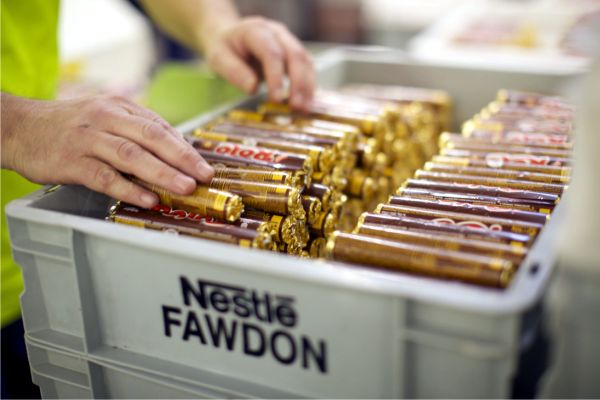 "Nestle" rămâne angajată în sectorul dulciurilor