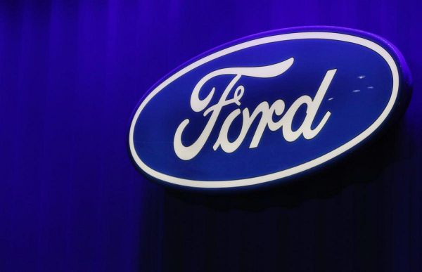 Ford a găsit potenţiali cumpărători pentru fabricile din Rusia