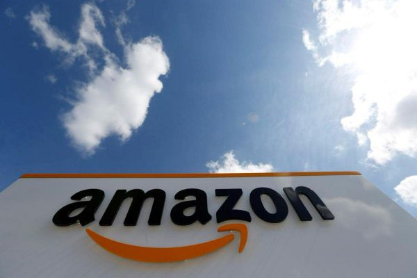 Amazon şi Walmart daţi în judecată de Universitatea din California