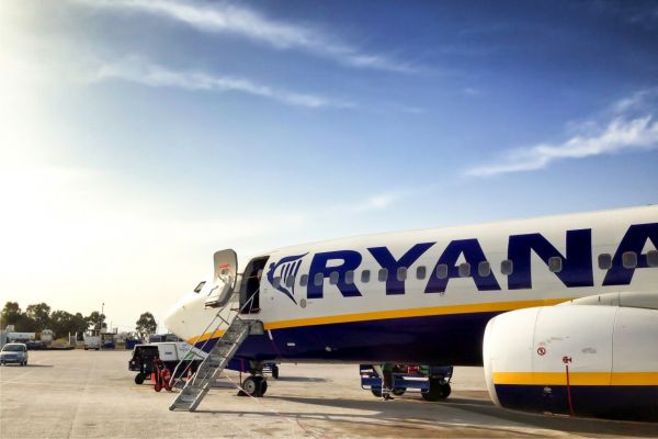 Ryanair are aprobarea tribunalului pentru a împiedica o grevă a piloţilor irlandezi