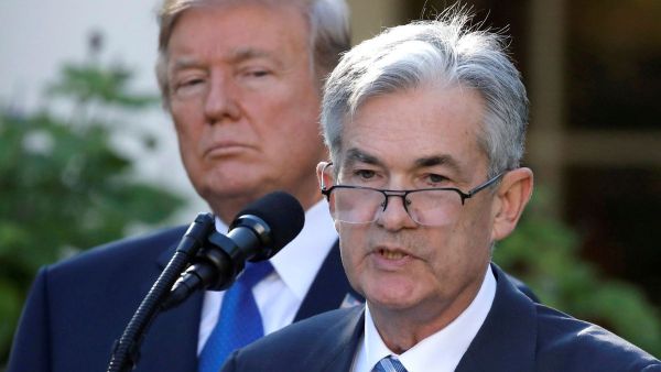 Jerome Powell şi Donald Trump (Sursa foto: Twitter)