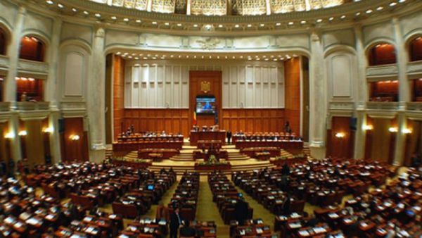 Parlament MoÅ£iunea De CenzurÄƒ CititÄƒ In Plenul Reunit 03 10 2019 Bursa Ro