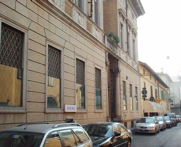 Surse: Banca Italiei vrea date privind vânzările de împrumuturi neperformante