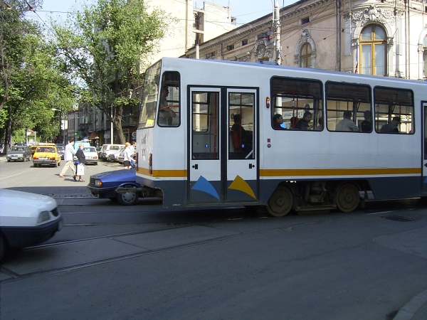 STB suplimentează cu 10% numărul tramvaielor pe liniile 21 şi 32