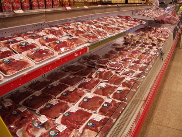 Carnea de porc va fi mai scumpă cu 15-20% de Sărbători