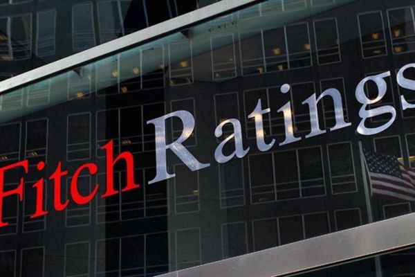 Fitch a confirmat ratingurile municipiului Bucureşti la ''BBB minus''