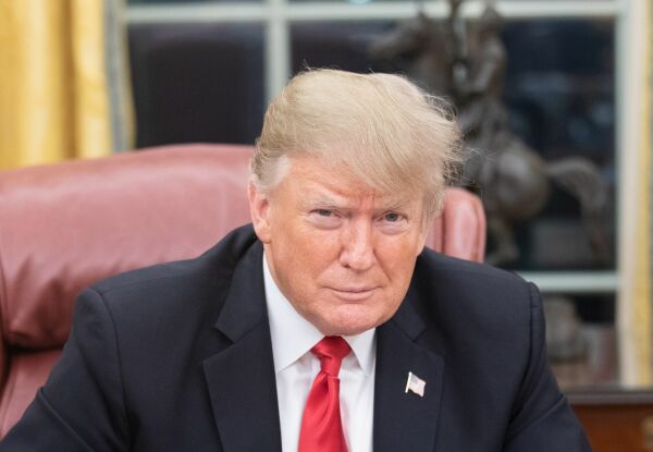 Recompensă de trei milioane de dolari pentru uciderea lui Trump