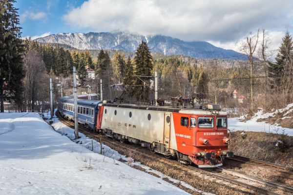 Soarta operatorilor feroviari de transport persoane, la mâna Guvernului