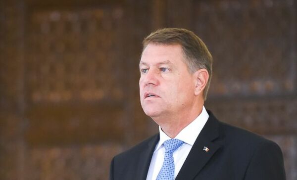 Klaus Iohannis, acuzat că a respectat legea şi nu recomandările europene