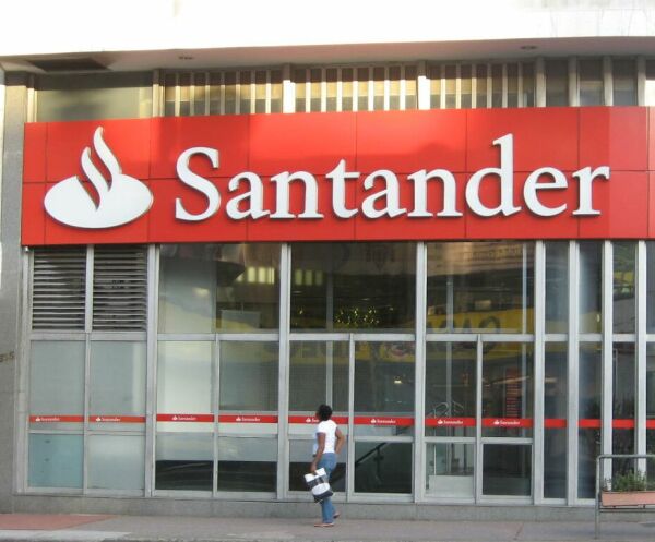 Santander preia 50,1% din Mercury TFS, pe 30 milioane euro