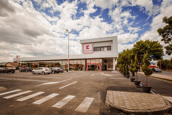  Kaufland achită 69 de milioane de lei - taxele către bugetul de stat şi bugetele locale