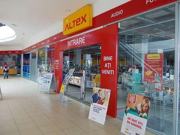 Altex România a donat spitalelor din România monitoare de Terapie Intensivă în valoare de 60.000 de euro