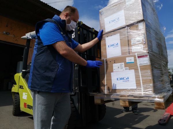 Prima tranşă de echipamente ATI donate de Grupul Digi a ajuns la spitalele din ţară