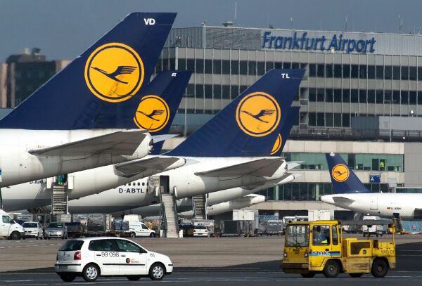 Lufthansa respinge condiţiile ataşate de Bruxelles programului de salvare convenit cu guvernul german